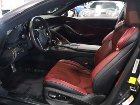 Used 2018 Lexus LC 500 Coupe w/ Sport Package RWD image 16