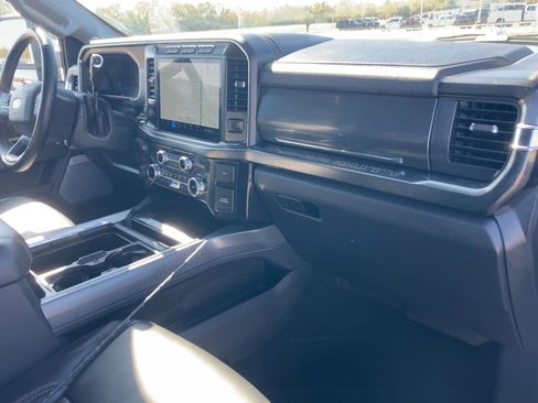 Used 2024 Ford F250 Lariat w/ Lariat Ultimate Package image 21