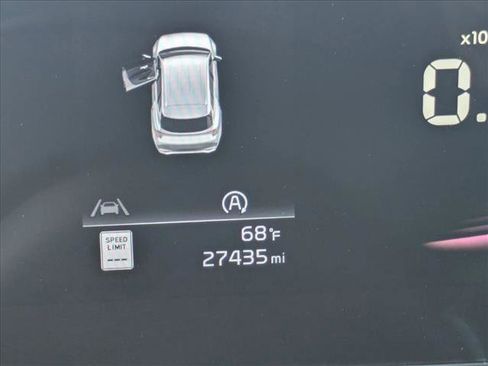 Used 2023 Kia Sportage X-Line AWD/4WD image 11