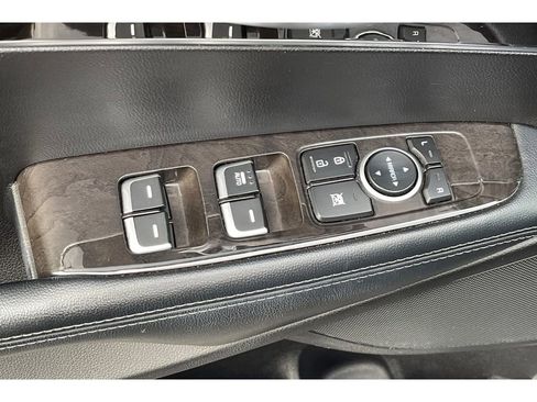 Used 2018 Kia Sorento LX image 13