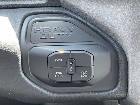 New 2026 RAM 2500 Tradesman w/ Chrome Appearance Group AWD/4WD image 34