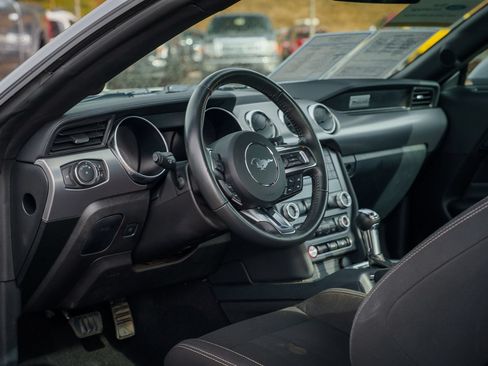 Used 2021 Ford Mustang GT RWD image 37