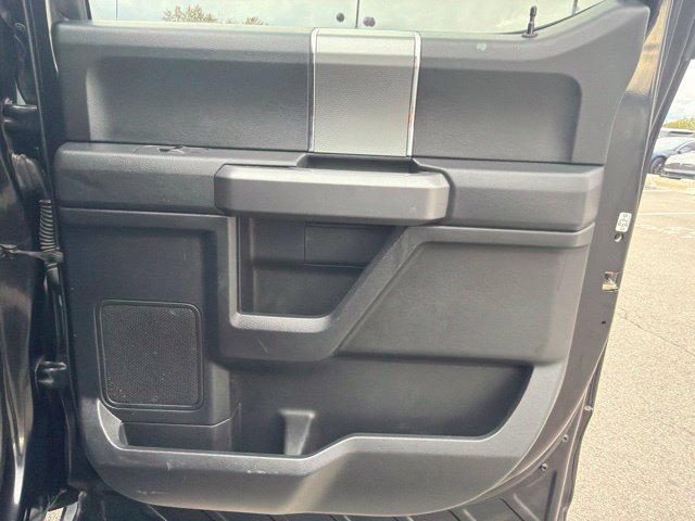 Used 2015 Ford F150 XLT w/ Equipment Group 302A Luxury AWD/4WD image 11