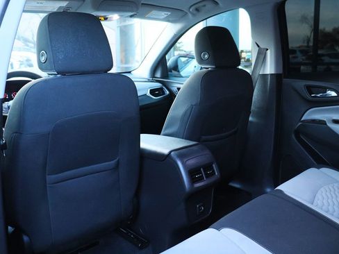 Used 2020 Chevrolet Equinox LS w/ LS Convenience Package image 31