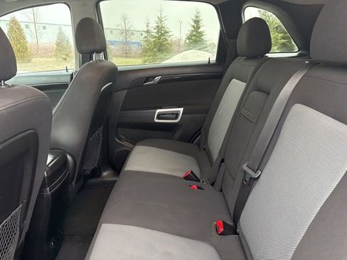 Used 2013 Chevrolet Captiva Sport LS image 26