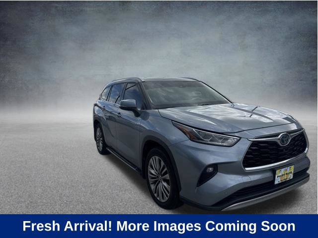 Used 2021 Toyota Highlander Platinum FWD 360° Tour