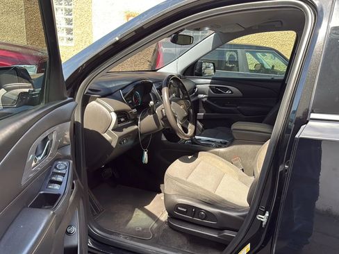 Used 2019 Chevrolet Traverse LT w/ LPO, Blackout Package image 23