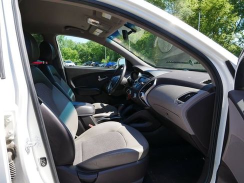 Used 2012 Hyundai Tucson GLS FWD image 8