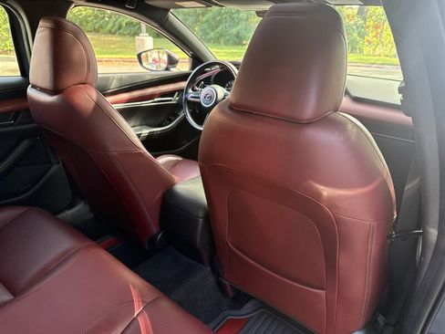 Used 2021 MAZDA MAZDA3 Hatchback w/Premium Plus Pkg AWD/4WD image 29