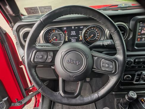Used 2022 Jeep Wrangler Unlimited Sport AWD/4WD image 11