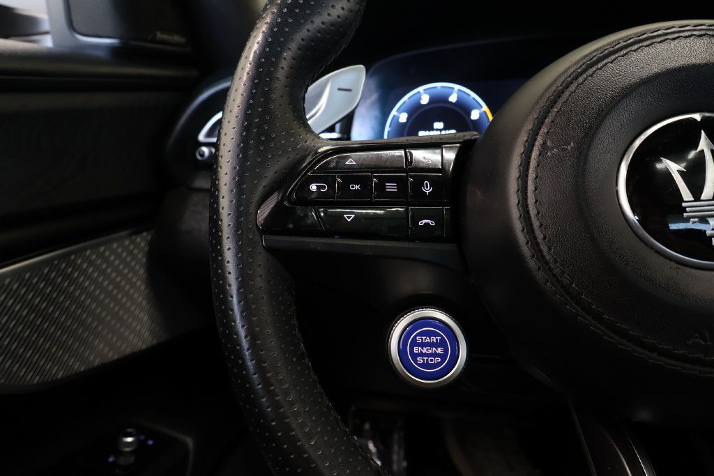 Used 2024 Maserati Grecale Modena AWD/4WD image 27