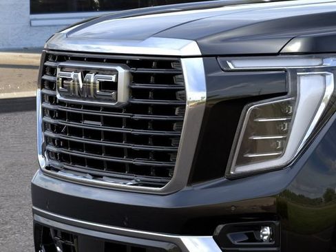 New 2026 GMC Yukon Elevation AWD/4WD image 13