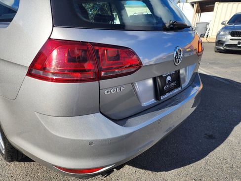 Used 2015 Volkswagen Golf TDI SE image 33