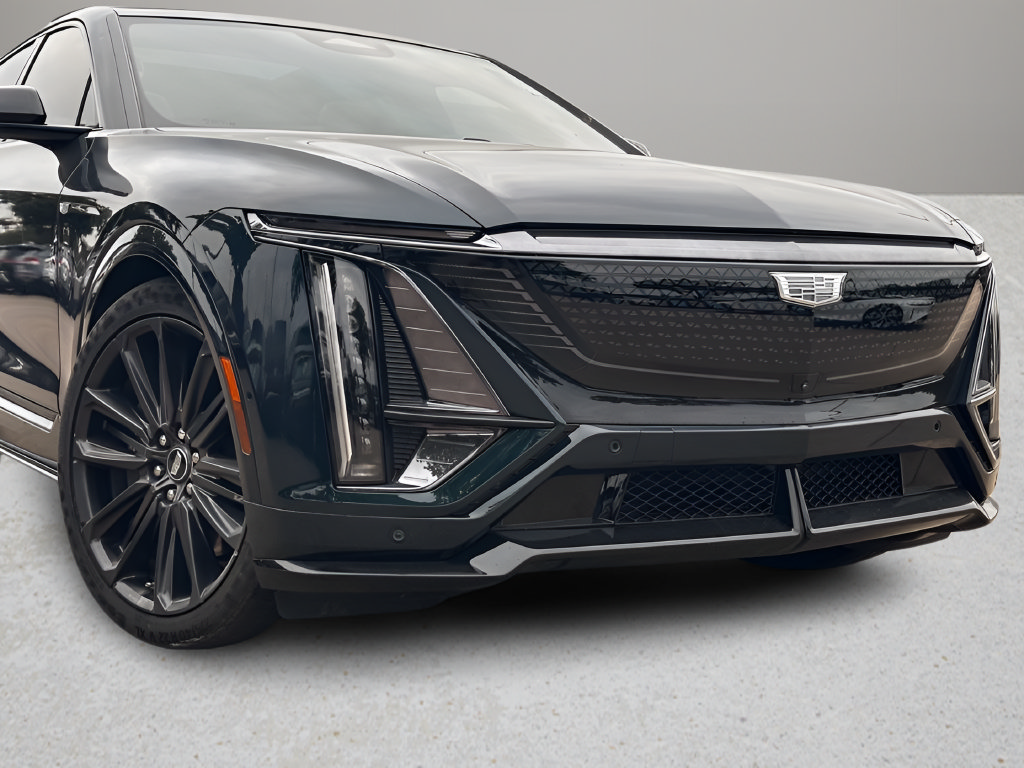 Used 2026 Cadillac Lyriq V AWD/4WD image 26