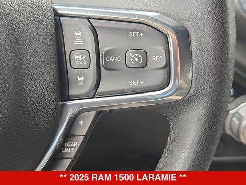 Used 2025 RAM 1500 Laramie AWD/4WD image 23