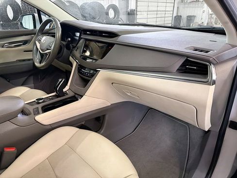 Used 2022 Cadillac XT5 Premium Luxury image 12