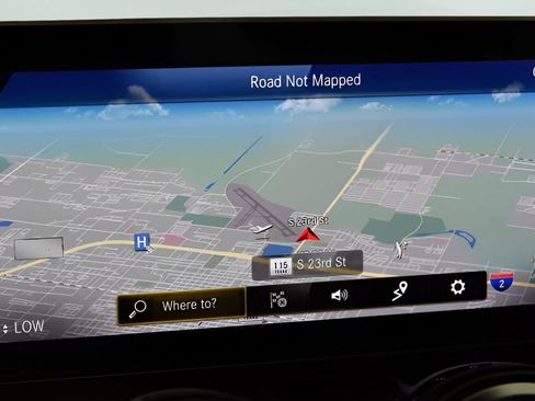 Used 2021 Mercedes-Benz GLB 35 AMG 4MATIC image 30