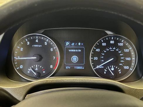 Used 2017 Hyundai Elantra SE w/ SE A/T Tech Package 03 FWD image 21