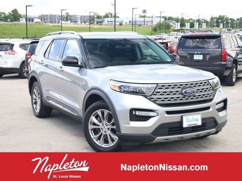 Used 2023 Ford Explorer Limited AWD/4WD image 1