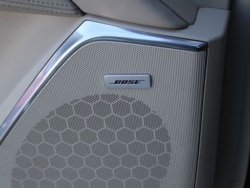 Used 2015 Cadillac Escalade ESV Premium image 11