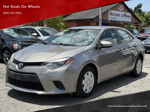 Used 2014 Toyota Corolla LE FWD image 1