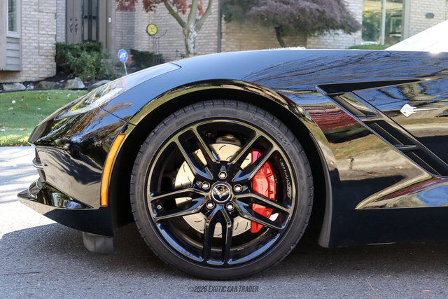 Used 2014 Chevrolet Corvette Stingray Convertible w/ 3LT Preferred Equipment Group RWD image 3