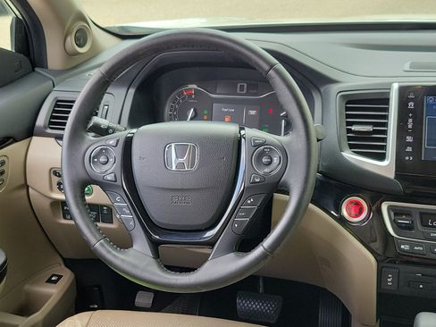 Used 2018 Honda Ridgeline RTL-E image 18