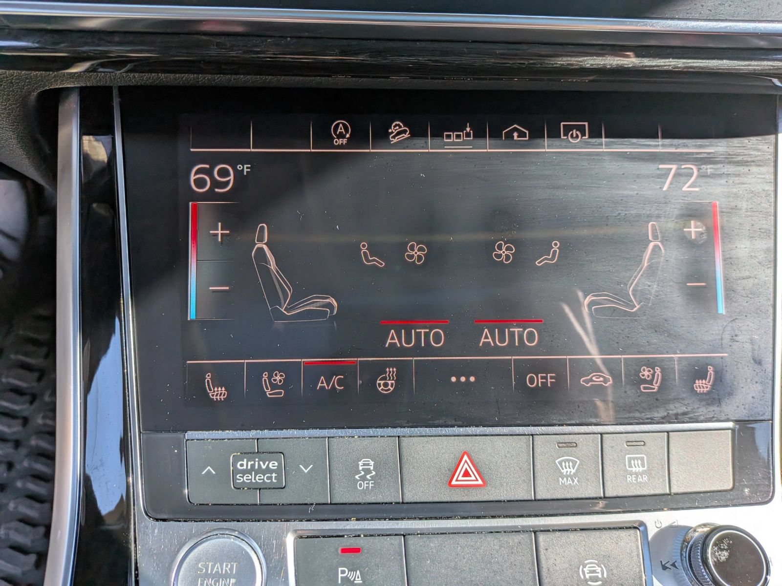 Used 2019 Audi Q8 Premium Plus w/ Premium Plus AWD/4WD image 63