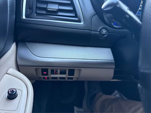 Used 2015 Subaru Legacy 2.5i Premium w/ Moonroof Package image 25