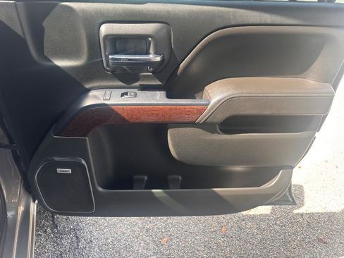 Used 2017 GMC Sierra 1500 SLT image 18