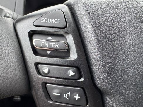 Used 2025 Nissan Frontier SV w/ SV Convenience Package image 15