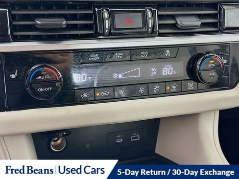 Certified 2024 Nissan Pathfinder SL w/ Black Appearance Package image 18