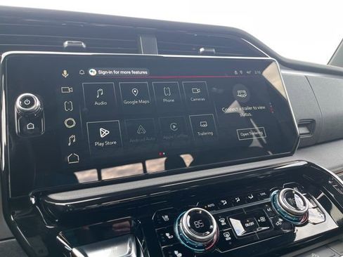 Used 2025 GMC Sierra 1500 AT4 w/ AT4 Premium Package image 22