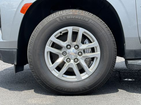 Used 2023 Chevrolet Tahoe LS AWD/4WD image 13
