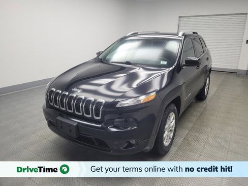Used 2018 Jeep Cherokee Latitude Plus w/ Cold Weather Group image 1
