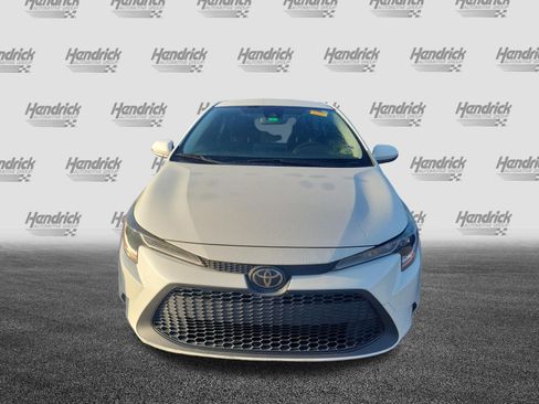 Used 2021 Toyota Corolla LE FWD image 3
