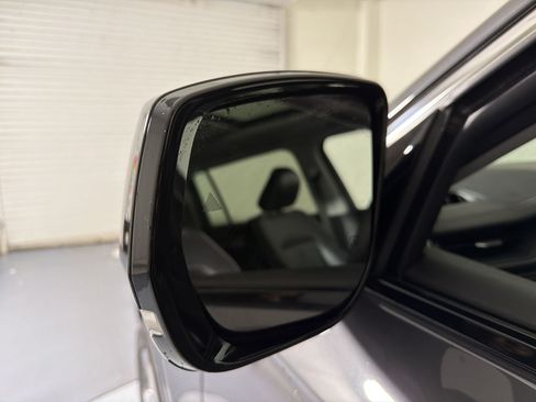 Used 2022 Jeep Grand Cherokee L Limited AWD/4WD image 17