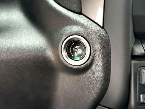 Used 2023 Chevrolet Silverado 1500 Custom Trail Boss w/ LPO, Dark Essentials Package image 19