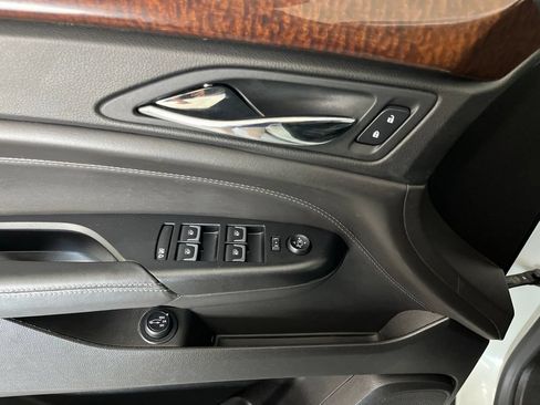 Used 2016 Cadillac SRX Luxury FWD image 52