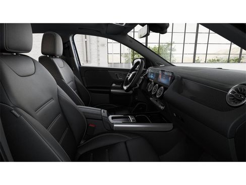 New 2024 Mercedes-Benz GLA 35 AMG 4MATIC image 4