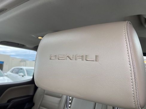 Used 2016 GMC Sierra 2500 Denali w/ Duramax Plus Package image 16