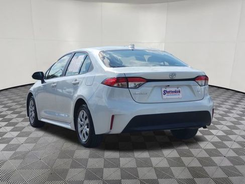 Used 2025 Toyota Corolla LE FWD image 3
