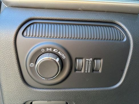 New 2026 Jeep Grand Wagoneer Limited AWD/4WD image 63