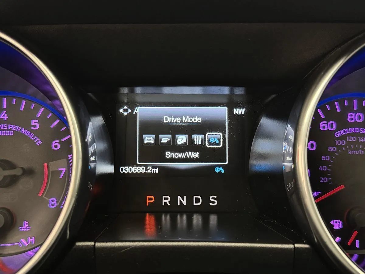 Used 2020 Ford Mustang Premium RWD image 24
