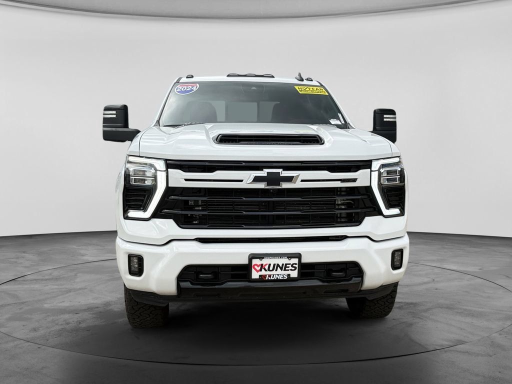 Used 2024 Chevrolet Silverado 2500 LT w/ Z71 Sport Edition AWD/4WD image 3