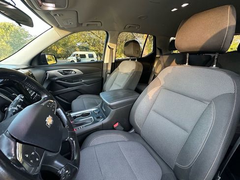 Used 2019 Chevrolet Traverse LT image 10