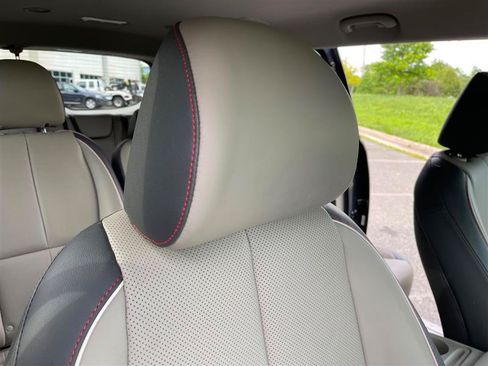 Used 2017 Kia Sedona LX w/ LX Essentials Premium Package FWD image 59