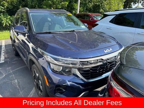 Used 2024 Kia Seltos EX AWD/4WD image 1