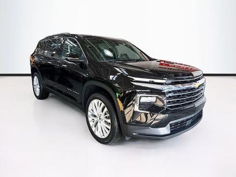 New 2026 Chevrolet Traverse LT w/ LPO, Floor Liner Package image 3