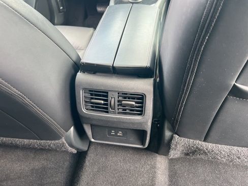 Certified 2023 Nissan Rogue SV w/ SV Premium B Package image 21